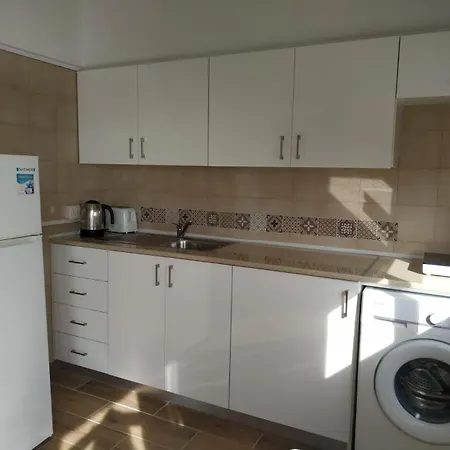 Mikis's Seagate Aprt. Daire Larnaca